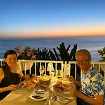Mediterranean Boutique فندق تروبيا