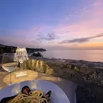 Mediterranean Boutique 3* تروبيا