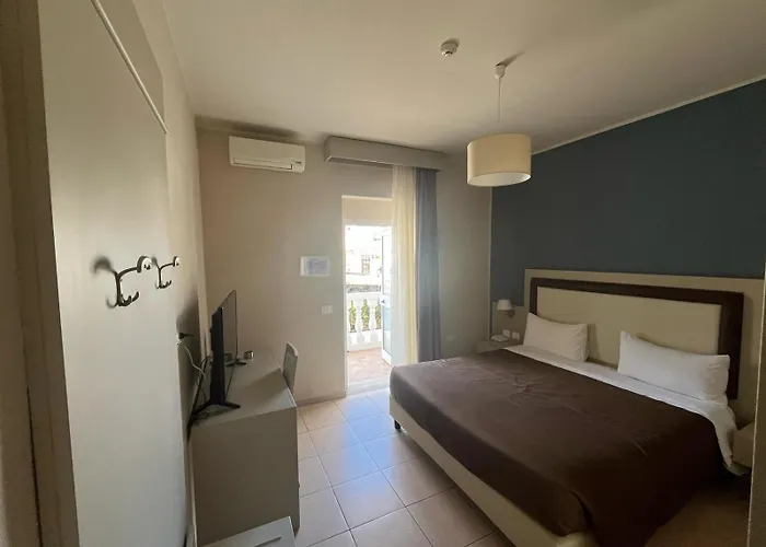 酒店 Mediterranean Boutique 特罗佩阿